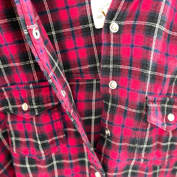 YMI Button Up Plaid Hooded Shirt Size Medium - Picture 13 of 14